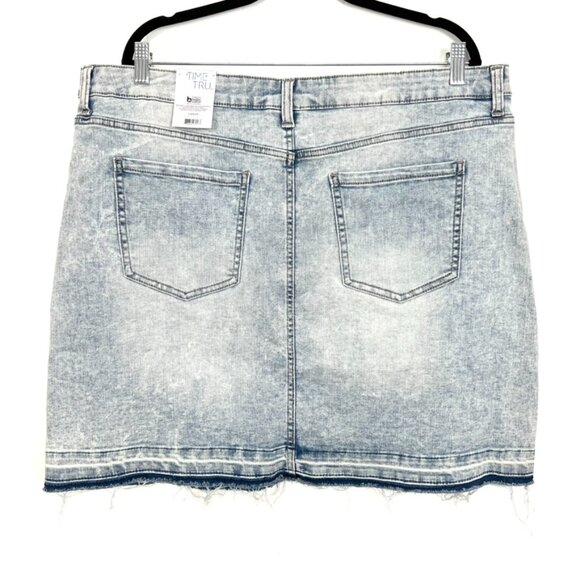 NWT Time & Tru Jean Skirt Released Frayed Hem Denim 20 2X mc - Picture 3 of 4